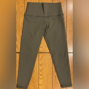 Nancy Rose Performance Plank 7/8 length, olive green, size 6